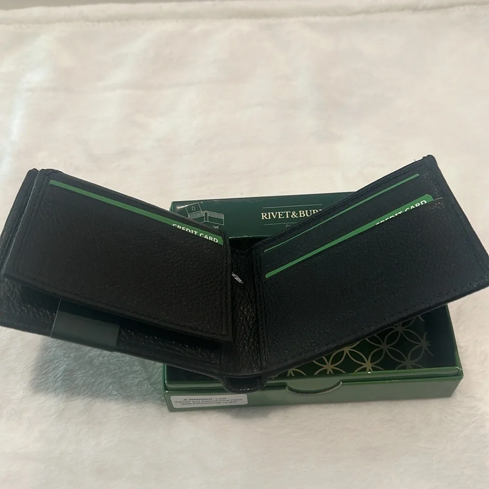 Rivet & Burr Black Genuine Leather Bi-Fold w/overlap RFID Blocket Wallet.